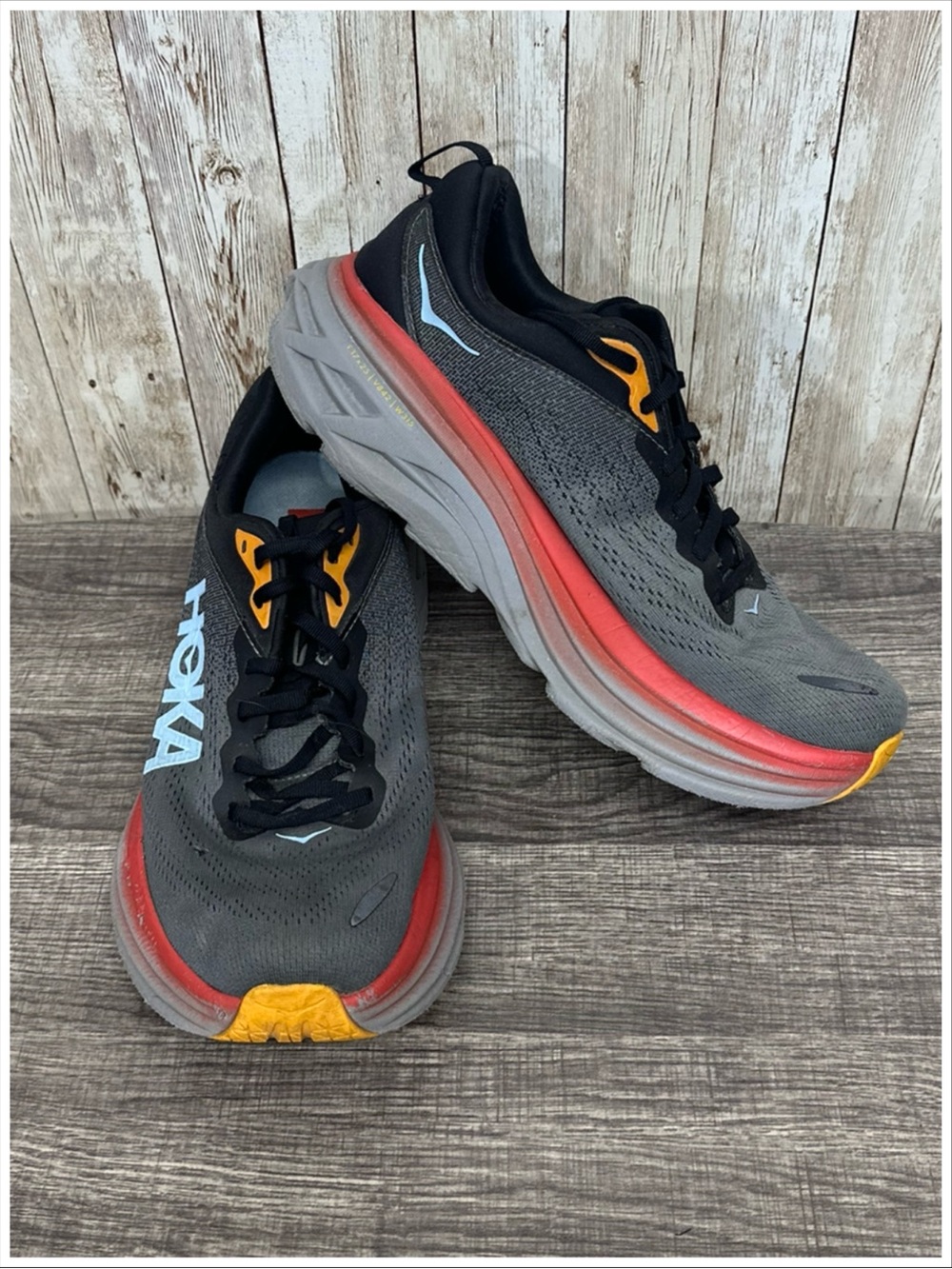 Hoka Bondi 8 Sneakers ~ Size 10D ~ Item #S2930
